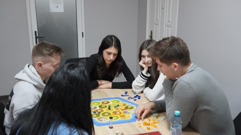 Activități pentru tinerii 18 – 35 de ani la Centrul Municipal de Tineret Chișinău!