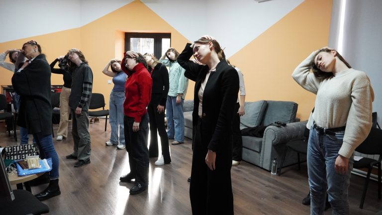 Continuă cele 3 workshop-uri tematice din cadrul Festivalului Municipal de Teatru pentru Tineri „OSTENDE”!