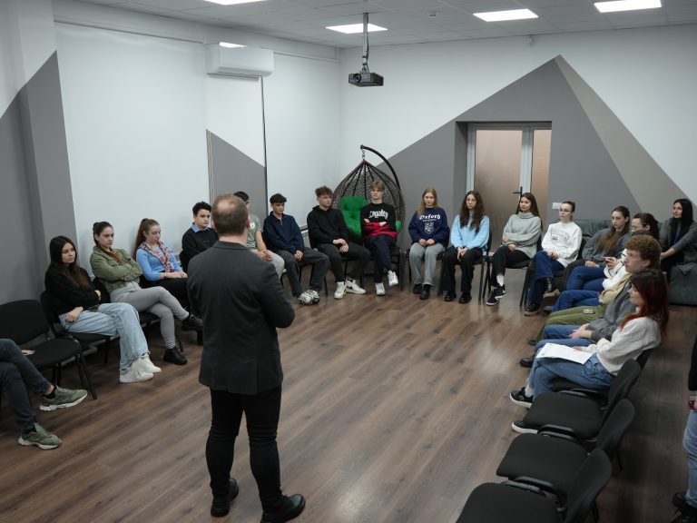 Echipa de voluntari de la Centrul Municipal de Tineret Chișinău s-a mărit!