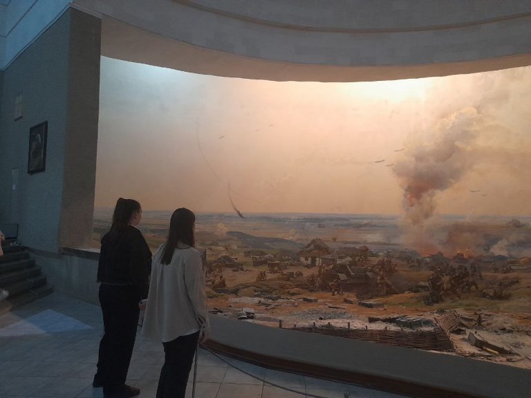 Excursie la Muzeul Național de Istorie a Moldovei. Ce au văzut tinerii?