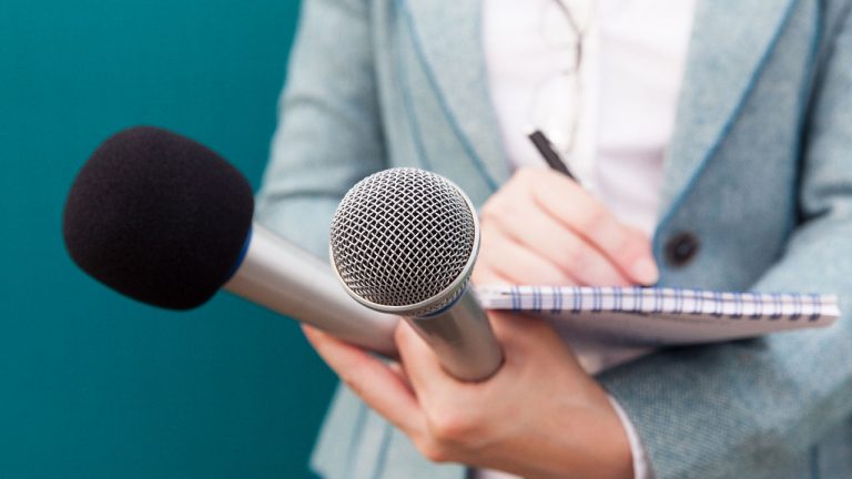 Apel către studenții interesați de jurnalism!