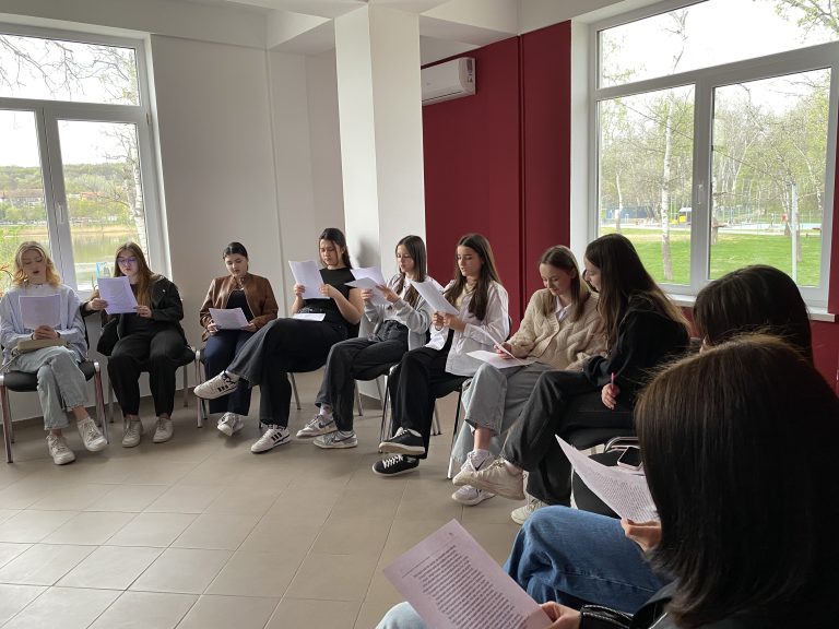Vorbirea corectă în topul sesiunilor la Centrul de Tineret Buiucani!