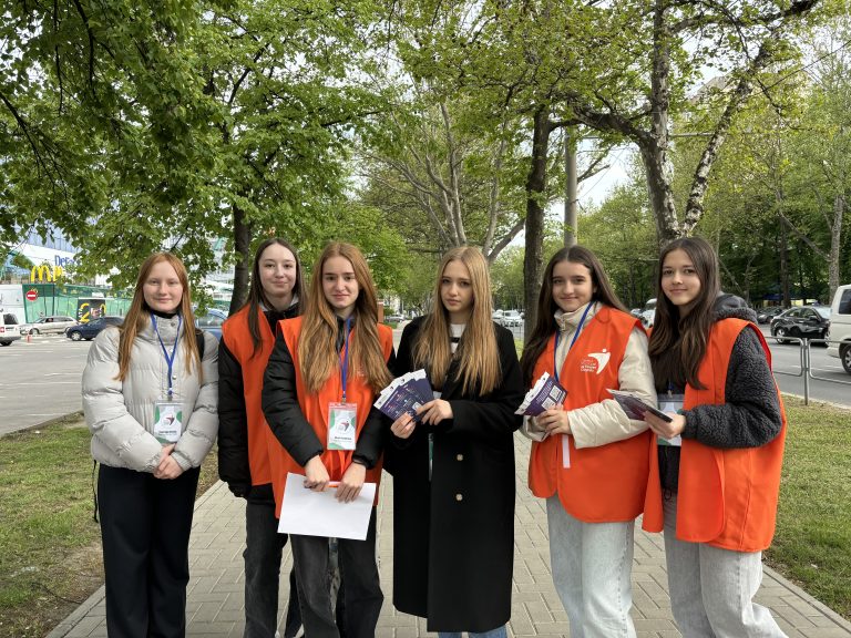 Echipa Mobilă a Centrului de Tineret Buiucani în acțiune