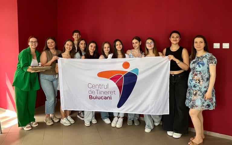 Centrul de Tineret Buiucani împlinește 2 ani de activitate!