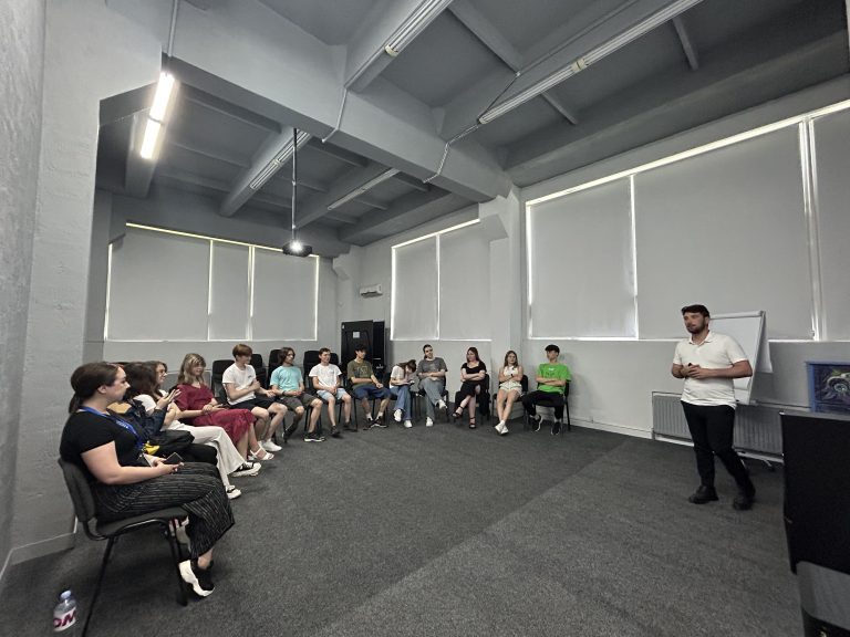 Training “EU Benefits for Young People” at Ciocana Youth Centre – A Remarkable Success