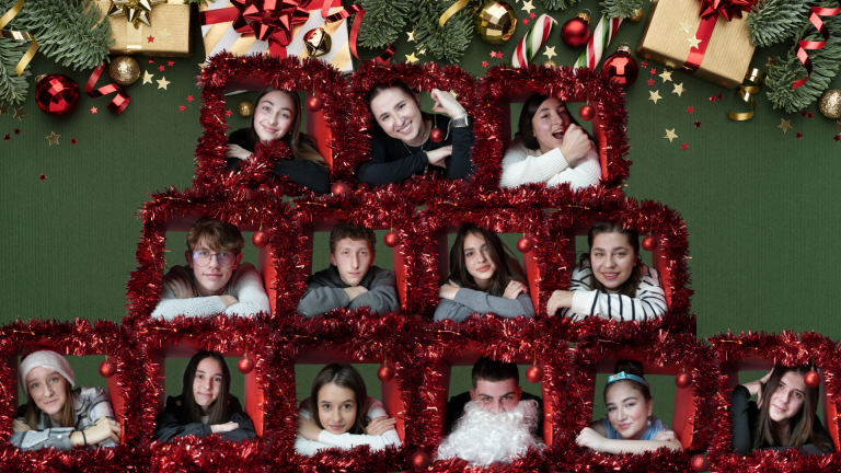 Sărbători fericite și un An Nou plin de speranță alături de e-tineret.md!