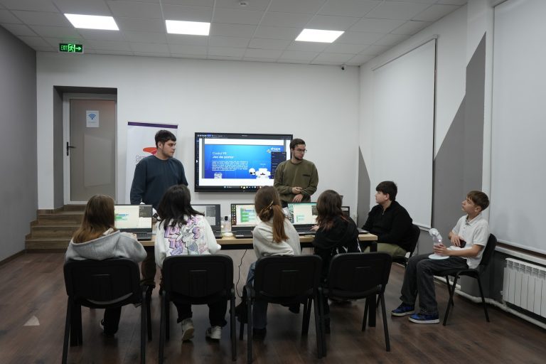 „Clubul de Robotică & 3D” – noua oportunitate pentru tinerii pasionați de tehnologie! Participarea este gratuită