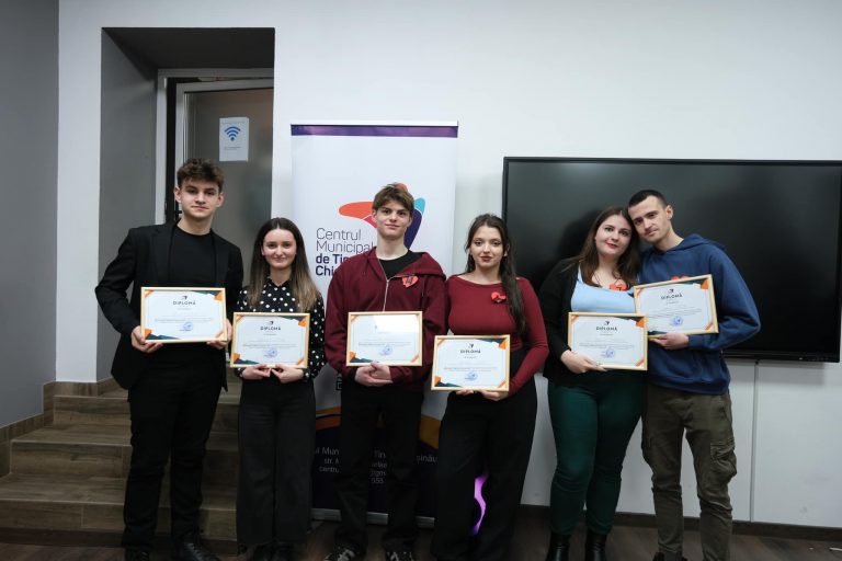 The “Love is played in two” competition brought together 14 couples at the Chisinau Municipal Youth Center   