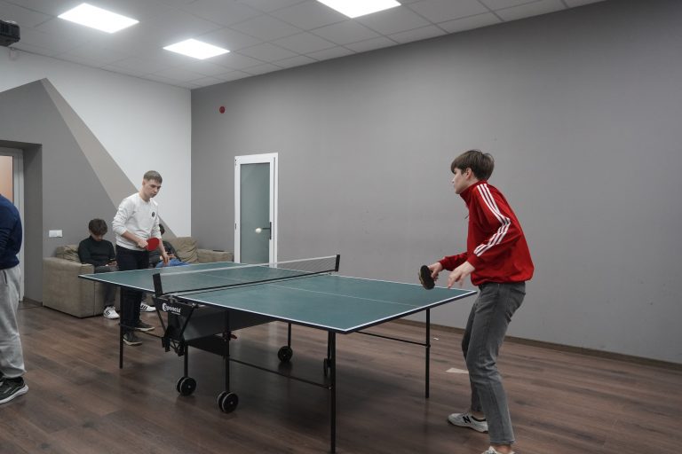 Table tennis competitions for young people in the Center and Botanica sectors! Participation is free and you can win prizes.   