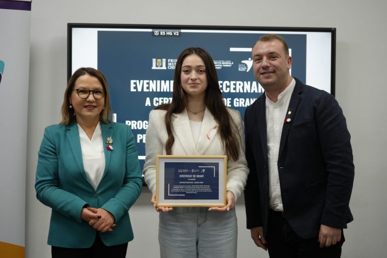 Young people from Chisinau invited to participate in a free personal and professional development program