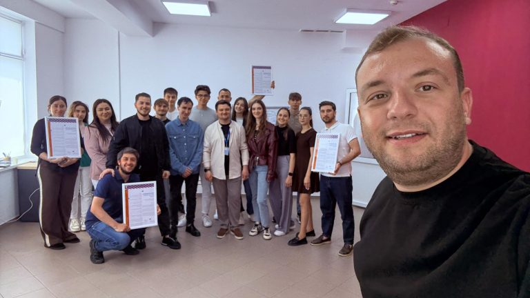 Echipa Centrelor de Tineret din Chișinău, într-un training de consolidare și dezvoltare: 6 ani de activitate marcați prin formare și reflecție